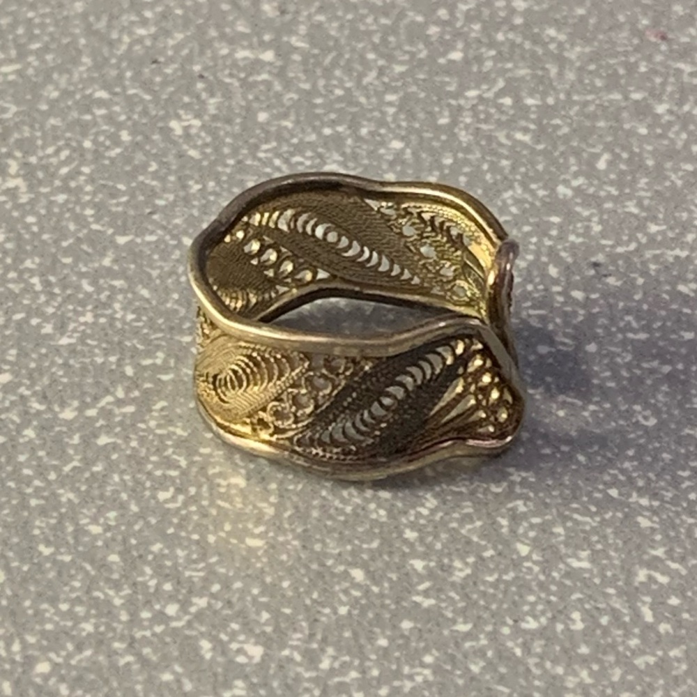 Sterling silver 925 slim thick ring [6 or 6.5?]